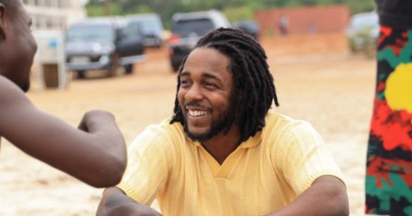 Skatepark, foot, docu… La visite de Kendrick Lamar au Ghana en images